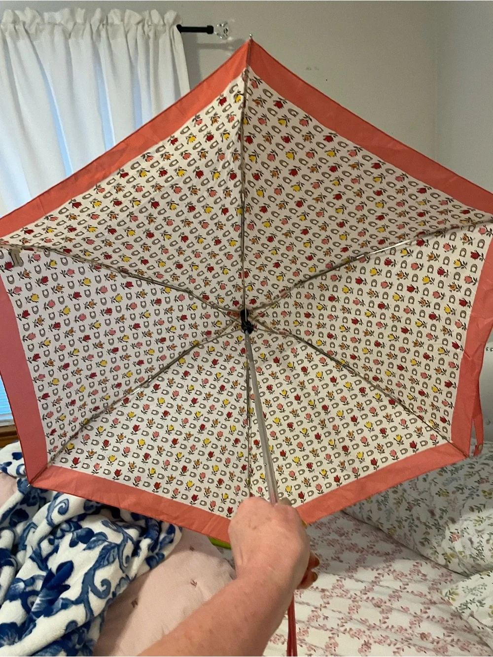 NWOT Coach Floral Print Foldable Umbrella – Coral Accent